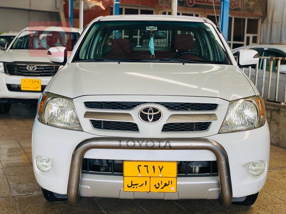 تويوتا هايلوكس